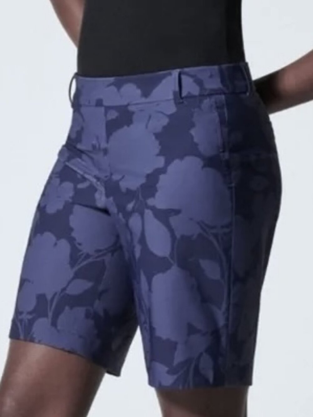 Spanx Sunshine Collection 10" Shorts in Floret Navy Size XL